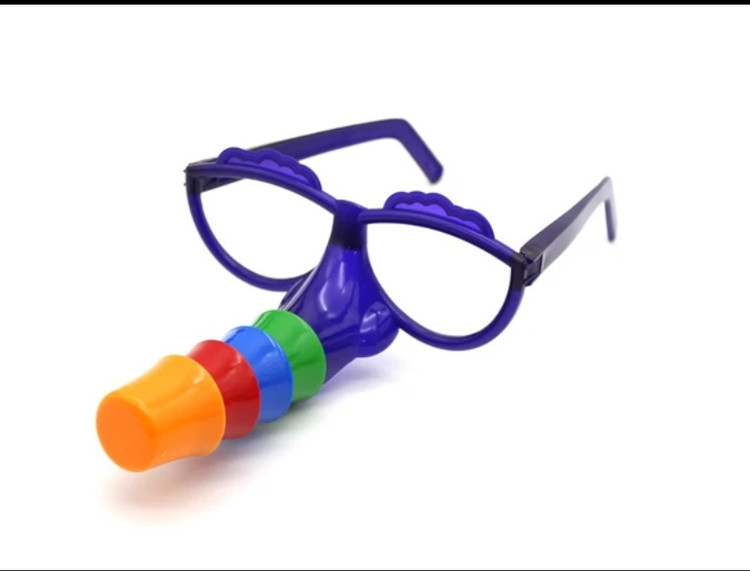 فکری دوچشمی بازی تا،مناسب۲تا۴نفر،گروه سنی ۵سال به بالا