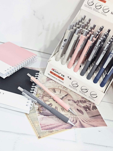 مداد مغزی ۰/۷