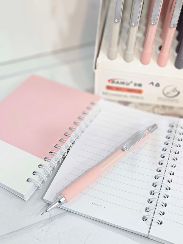 مداد مغزی ۰/۷