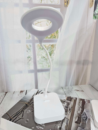 چراغ مطالعه LED شارژی بزرگسال